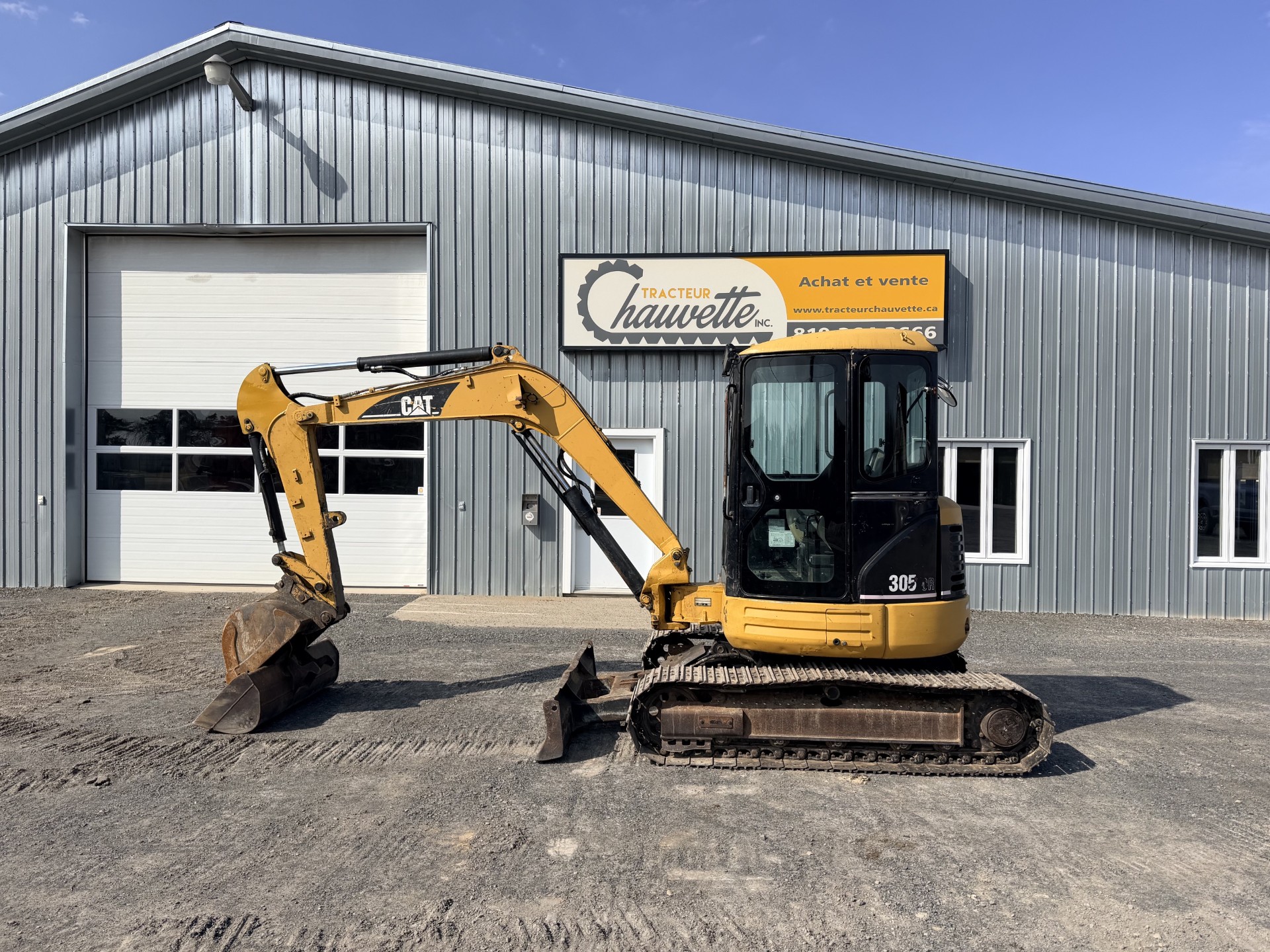 Cat 305CR (1).jpg