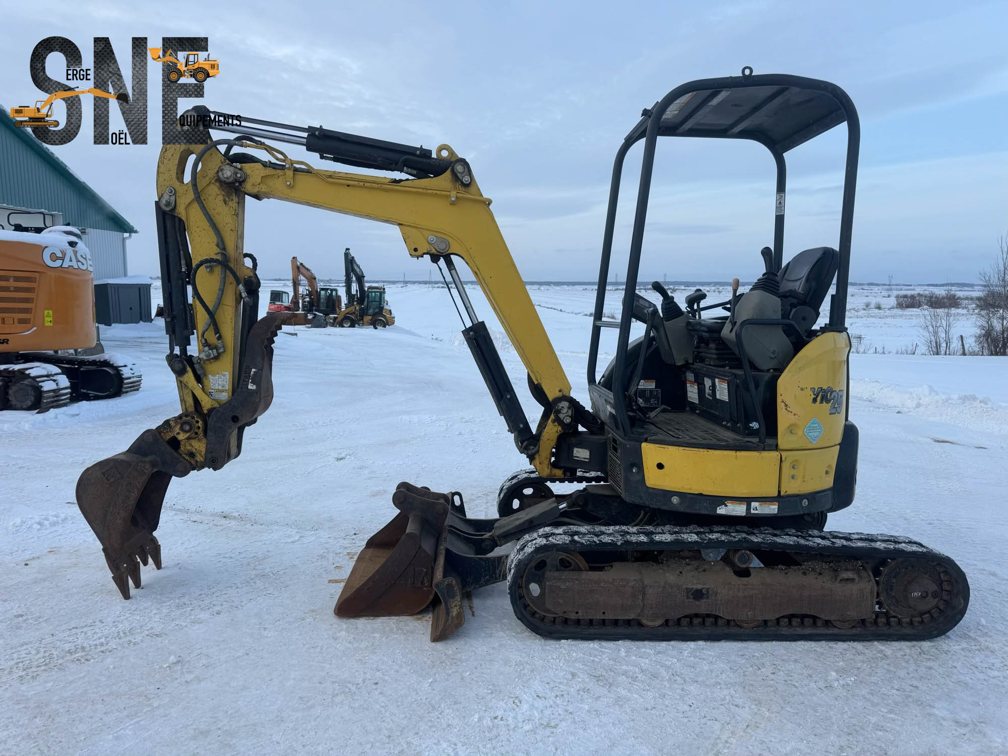 Yanmar VIO25_0143.jpg